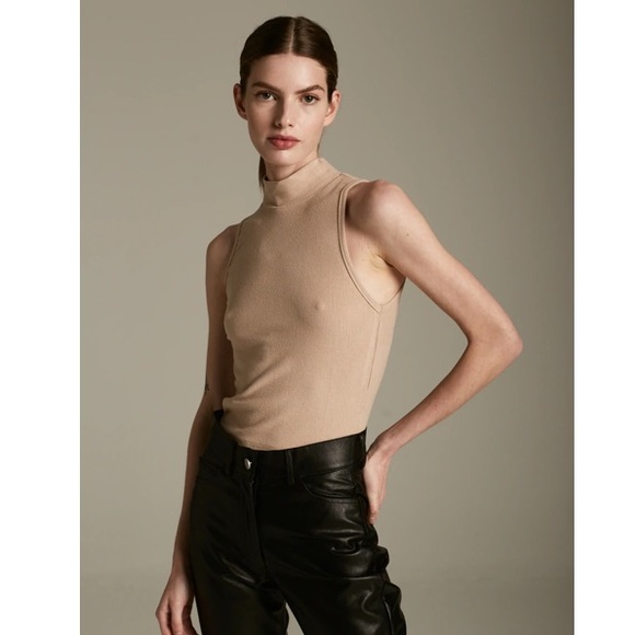 DÉLUC | Willa Top - Picture 2 of 5